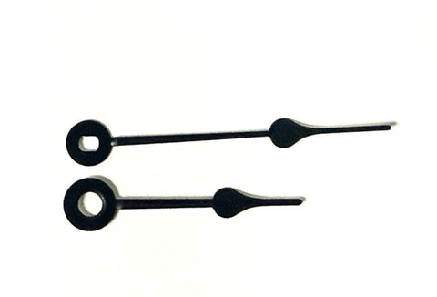 2-1/2" Spade hands, choose black or gold
